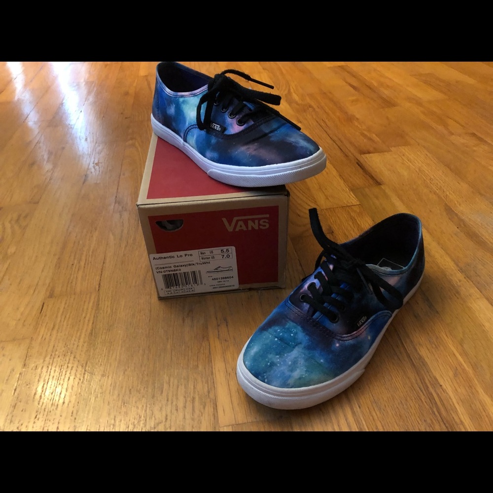 Galaxy Vans 🌌